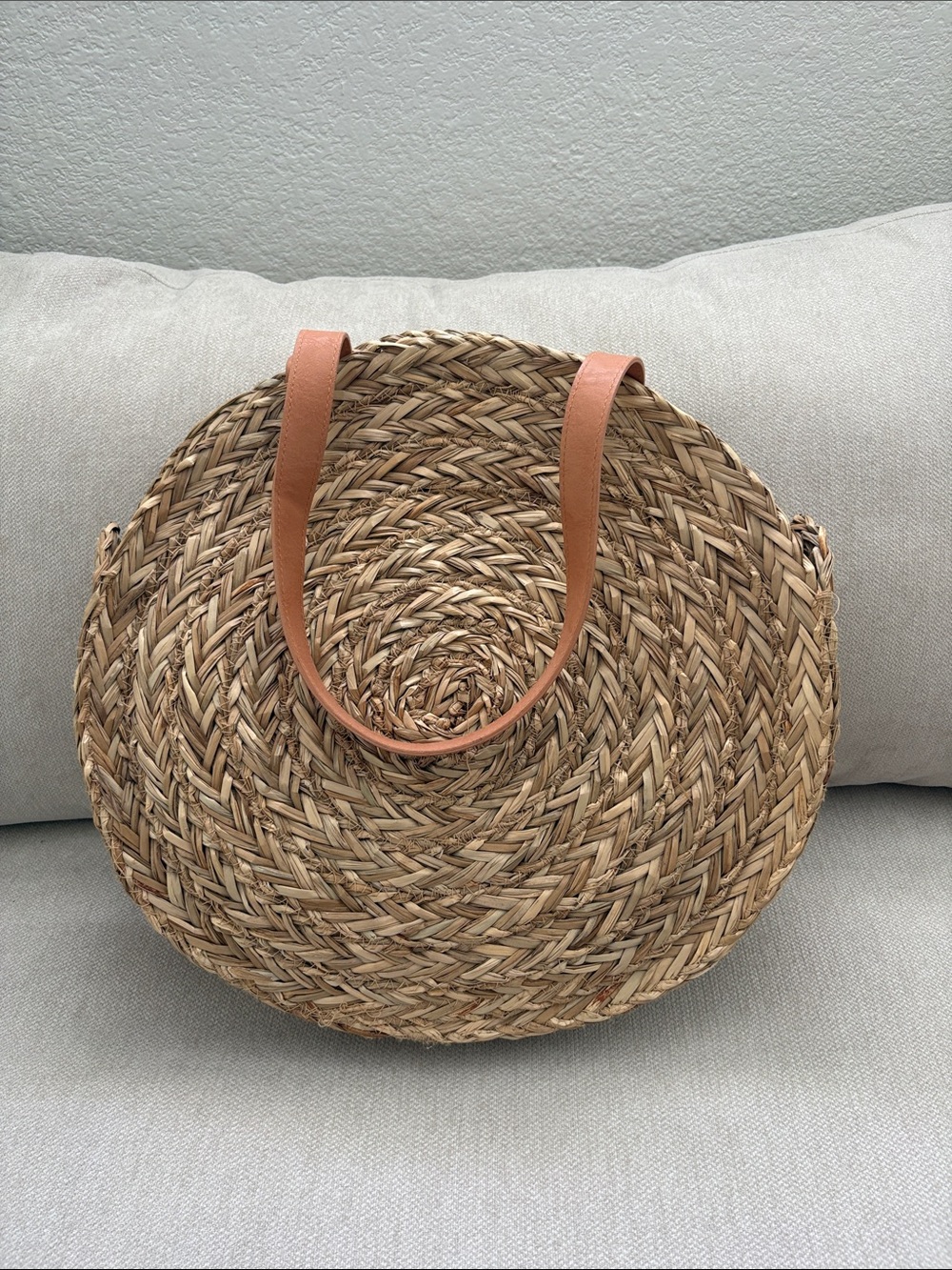 Universal Thread Round Woven Tote with Tan Handles